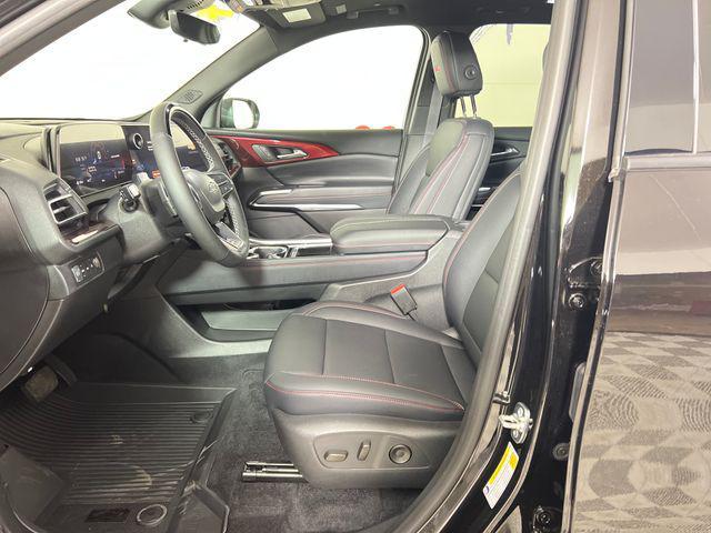 new 2026 Chevrolet Traverse car, priced at $58,155