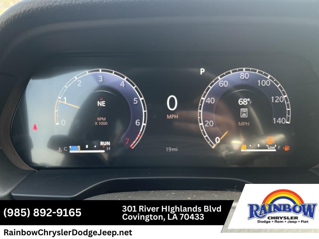 new 2026 Jeep Grand Cherokee car, priced at $44,805