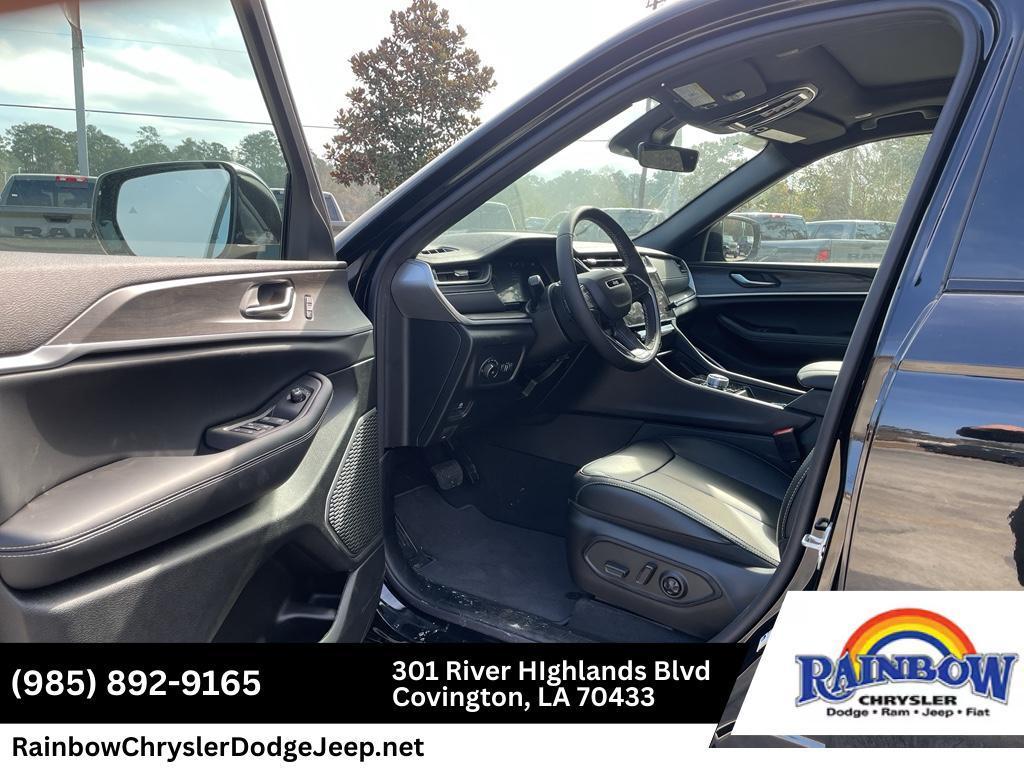 new 2026 Jeep Grand Cherokee car, priced at $44,805