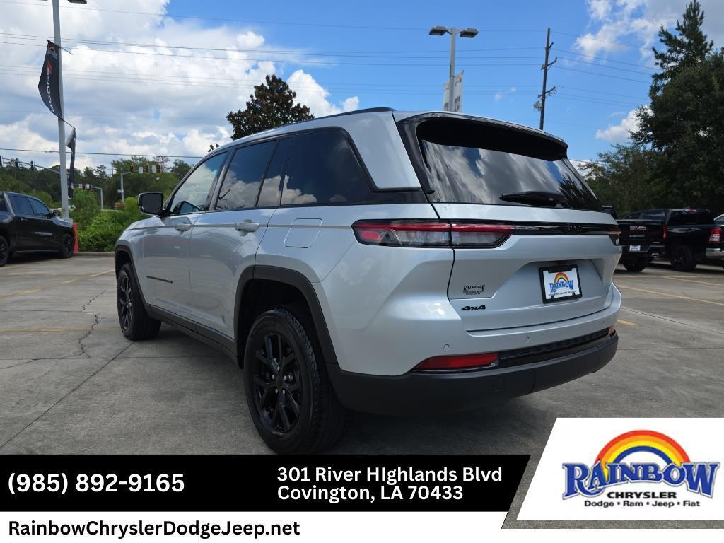 used 2024 Jeep Grand Cherokee car, priced at $27,029