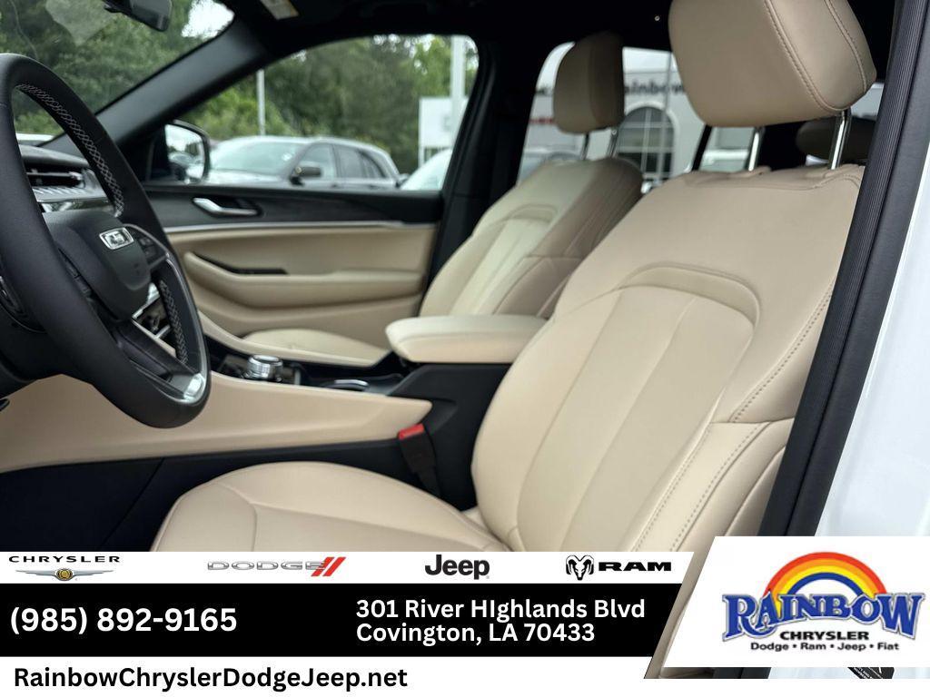 new 2026 Jeep Grand Cherokee car, priced at $43,334