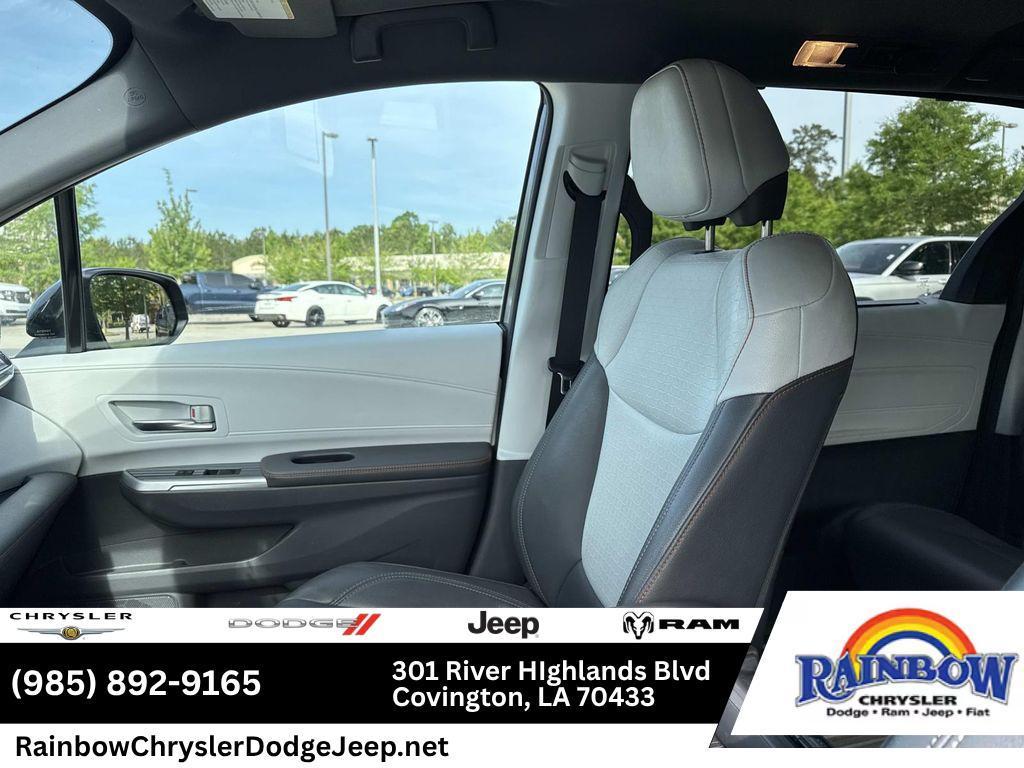 used 2022 Toyota Sienna car, priced at $37,374
