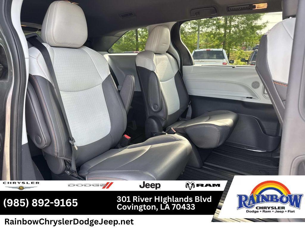 used 2022 Toyota Sienna car, priced at $37,374