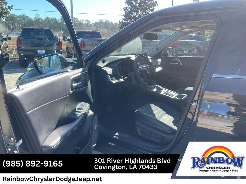 used 2024 Mitsubishi Outlander car, priced at $21,997