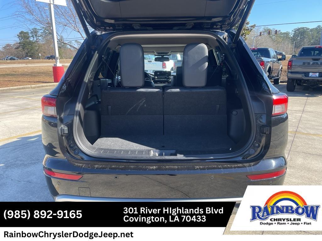 used 2024 Mitsubishi Outlander car, priced at $21,997