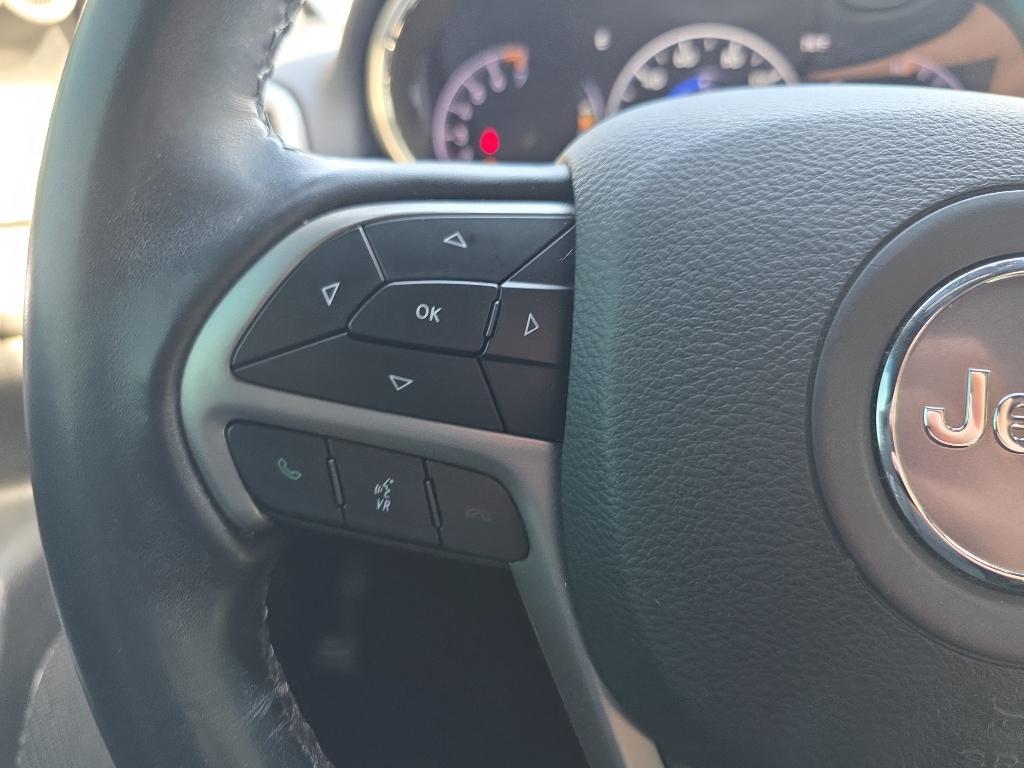 used 2022 Jeep Grand Cherokee WK car, priced at $21,610