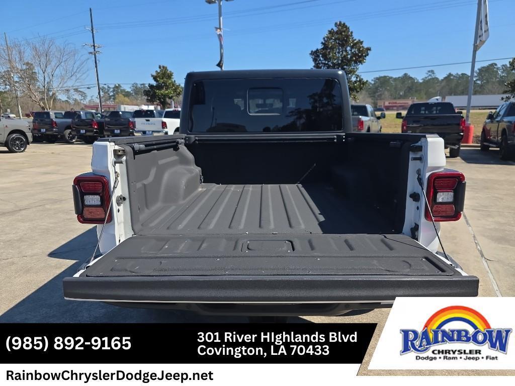 used 2021 Jeep Gladiator car, priced at $28,895