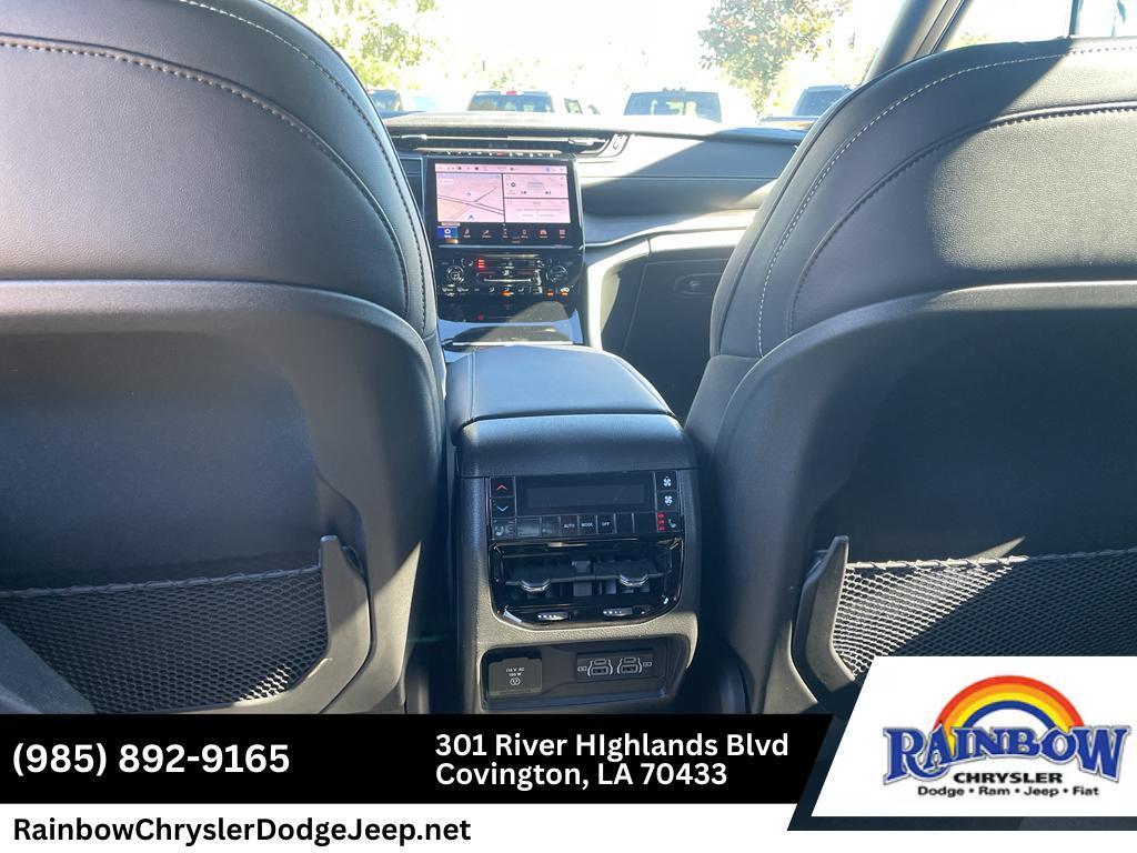 new 2025 Jeep Grand Cherokee L car, priced at $43,125