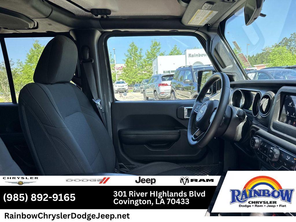 used 2018 Jeep Wrangler Unlimited car, priced at $20,374