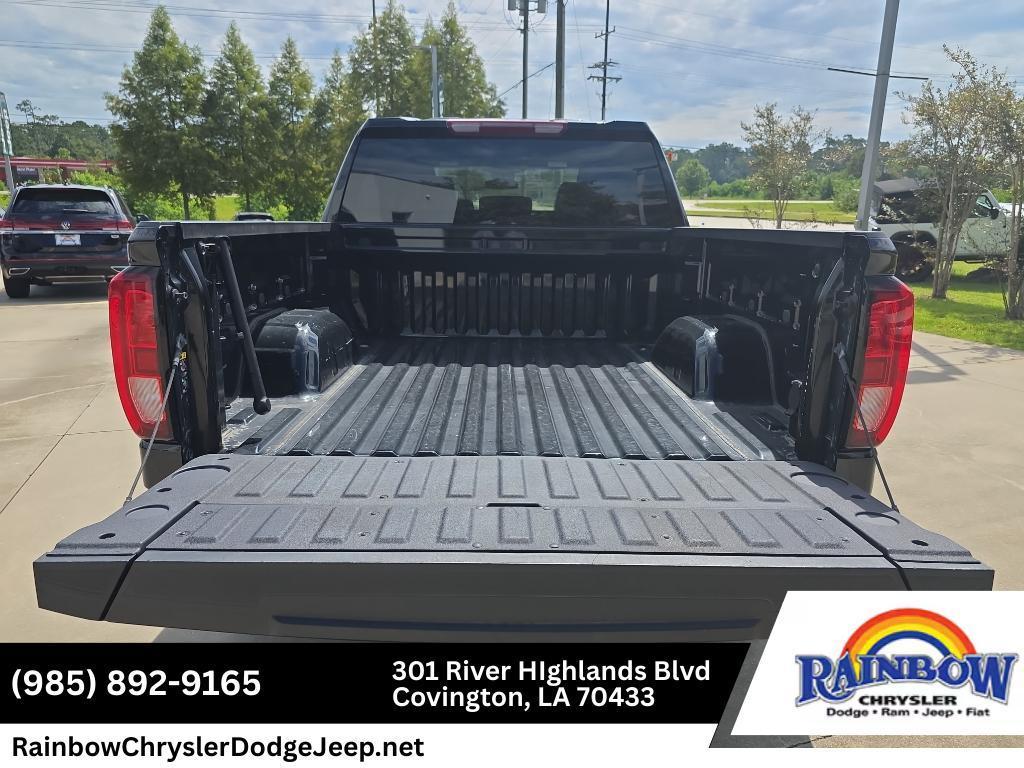 used 2023 GMC Sierra 1500 car, priced at $38,075