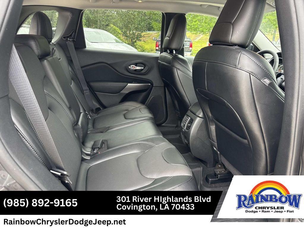 used 2022 Jeep Cherokee car, priced at $26,900