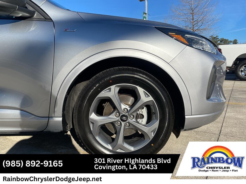 used 2024 Ford Escape car, priced at $19,995