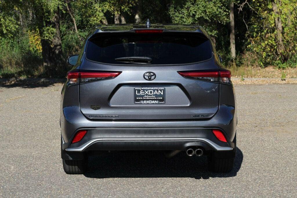 used 2022 Toyota Highlander car, priced at $28,988