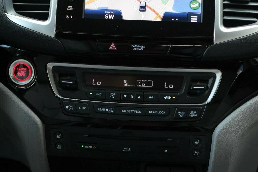 used 2017 Honda Pilot car, priced at $23,698