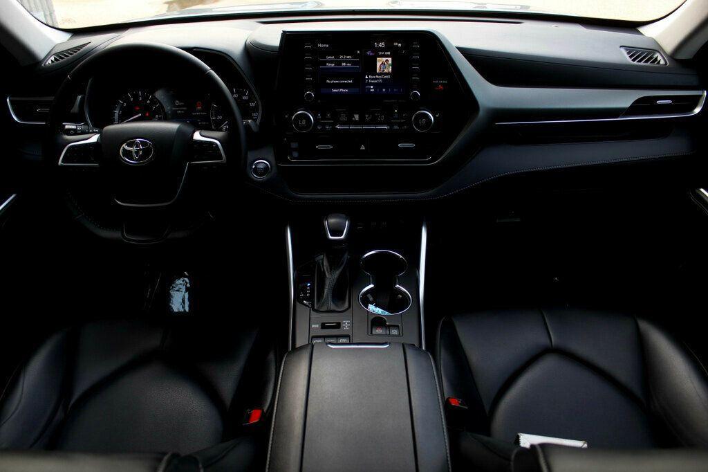 used 2022 Toyota Highlander car, priced at $31,988