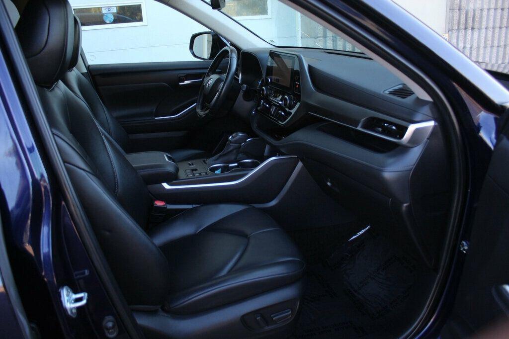 used 2023 Toyota Highlander Hybrid car, priced at $32,988