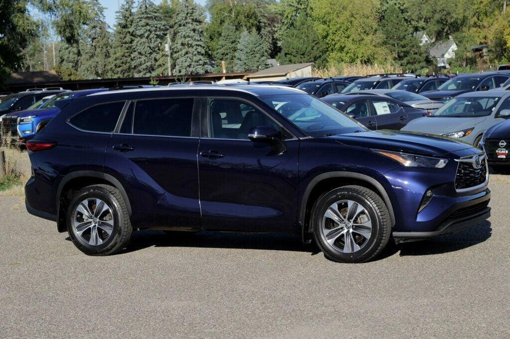 used 2023 Toyota Highlander Hybrid car, priced at $32,988