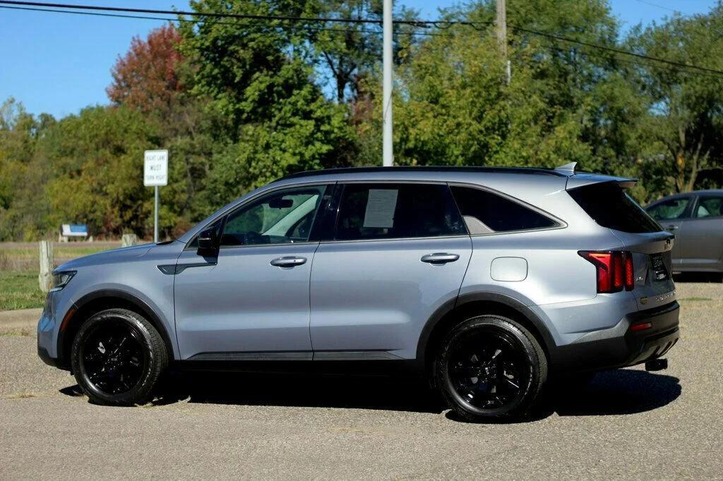 used 2021 Kia Sorento car, priced at $17,988
