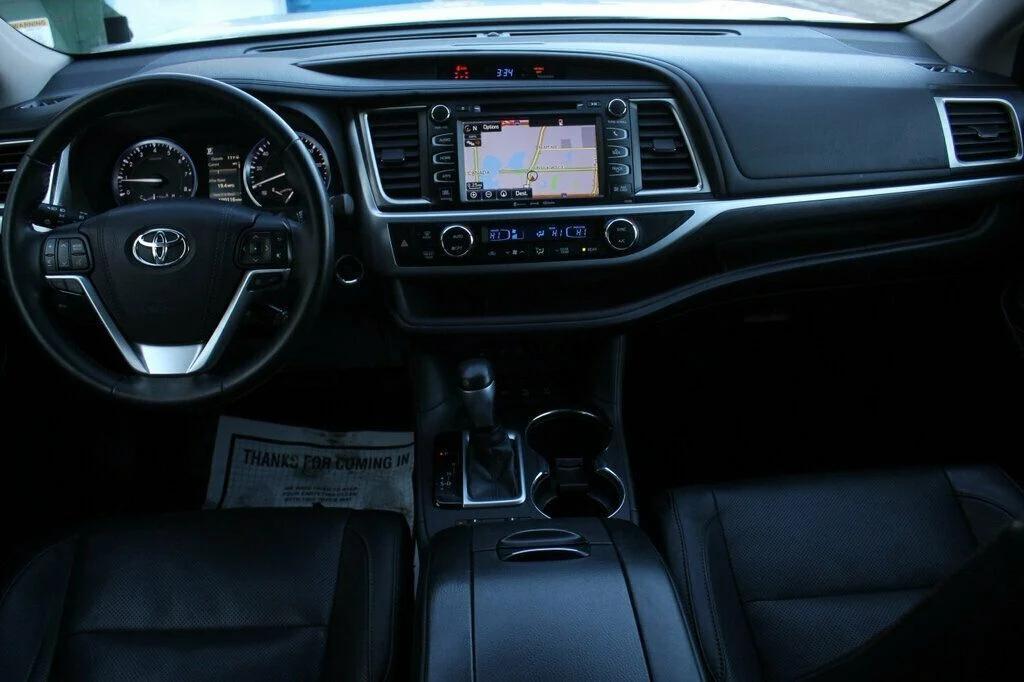 used 2018 Toyota Highlander car, priced at $23,970