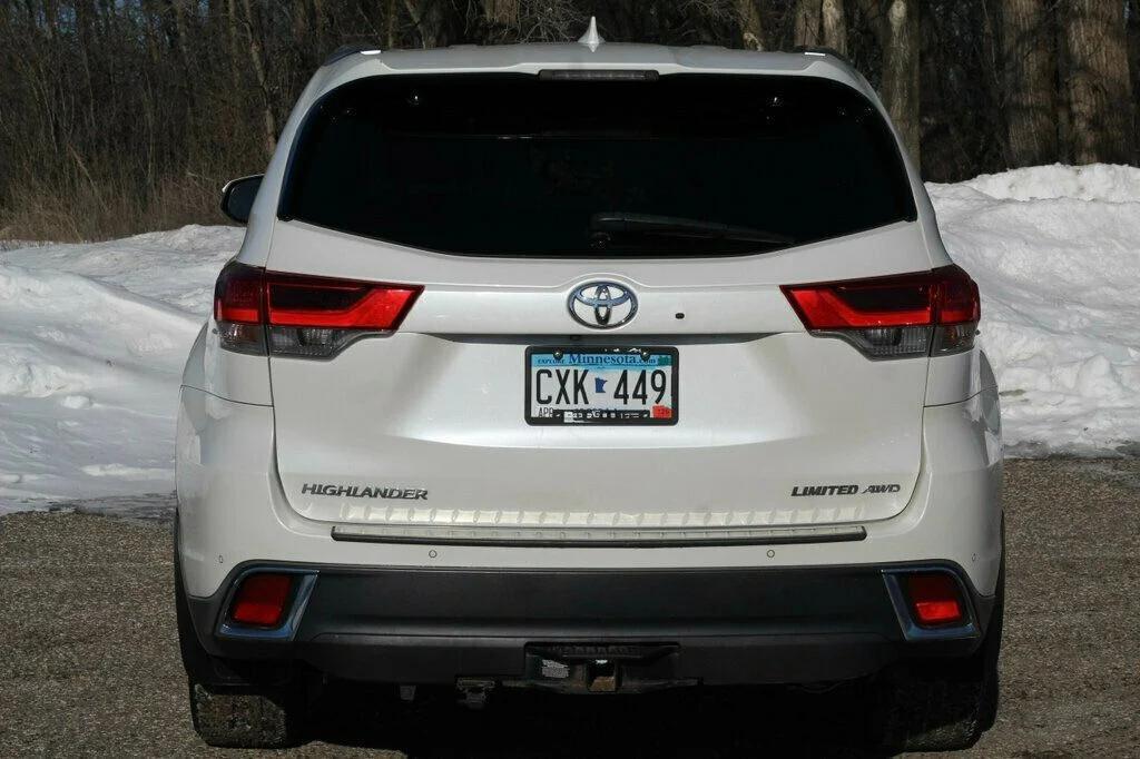 used 2018 Toyota Highlander car, priced at $23,970