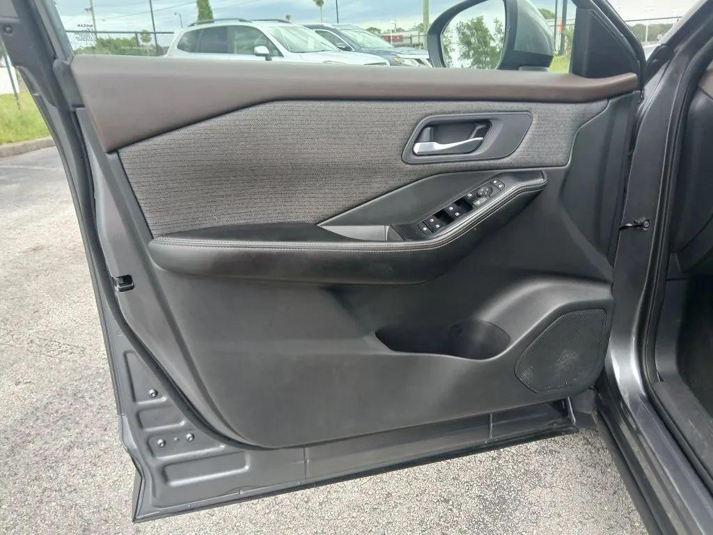 used 2022 Nissan Rogue car, priced at $13,117