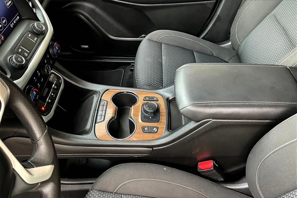 used 2021 GMC Acadia car, priced at $21,399