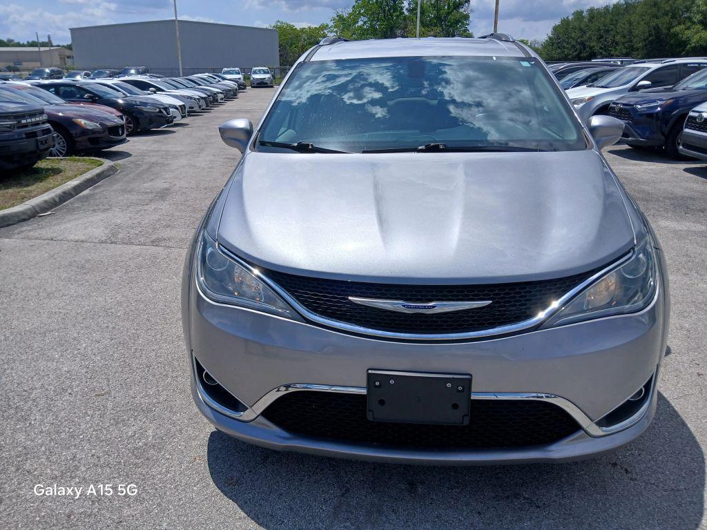 used 2019 Chrysler Pacifica car, priced at $9,808