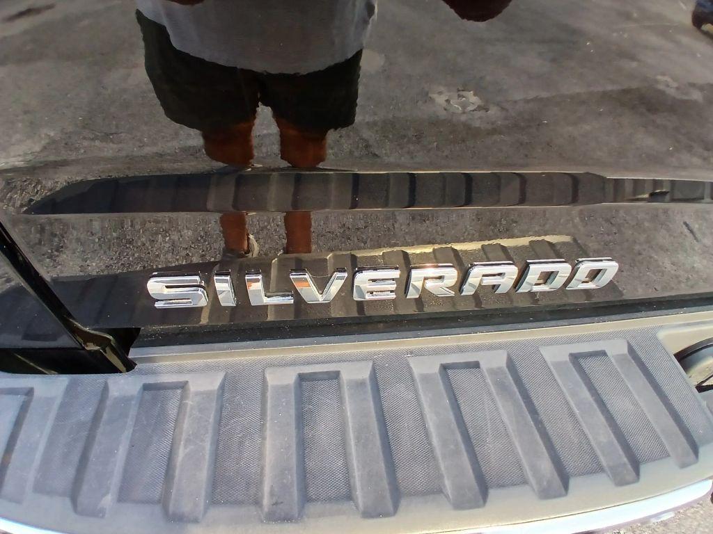 used 2018 Chevrolet Silverado 1500 car, priced at $20,215