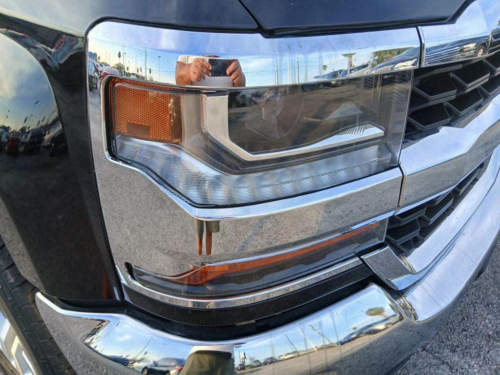 used 2018 Chevrolet Silverado 1500 car, priced at $20,215