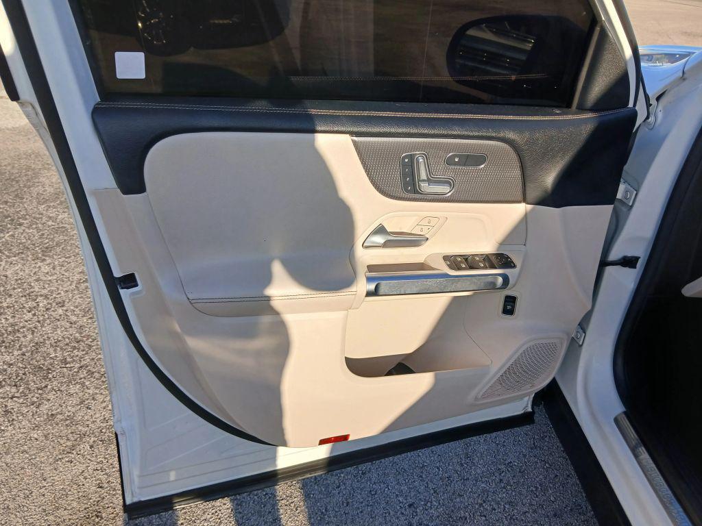 used 2021 Mercedes-Benz GLB 250 car, priced at $15,338