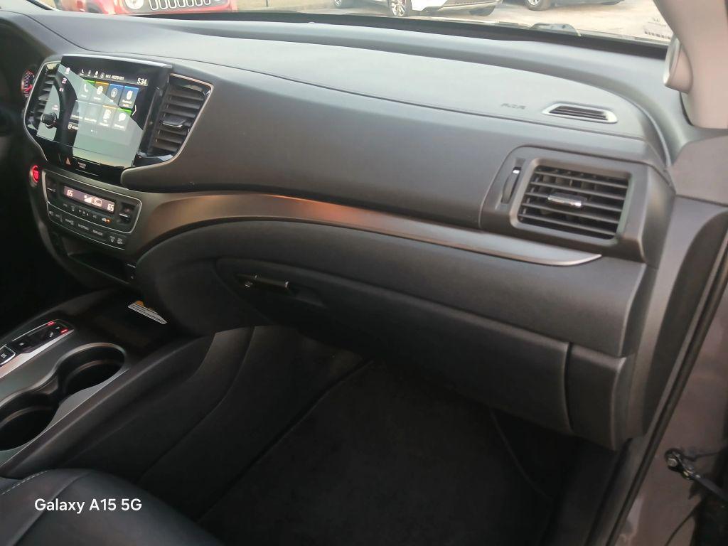 used 2022 Honda Pilot car, priced at $18,227