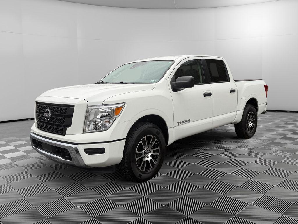 used 2024 Nissan Titan car, priced at $40,991