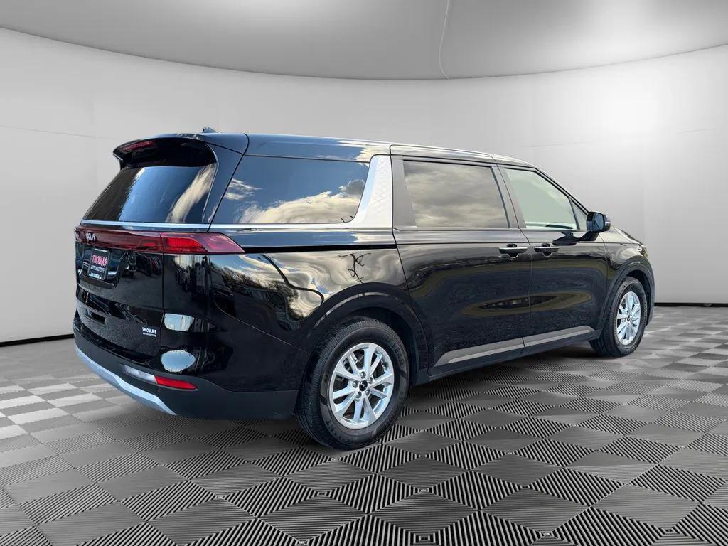 used 2023 Kia Carnival car, priced at $27,991