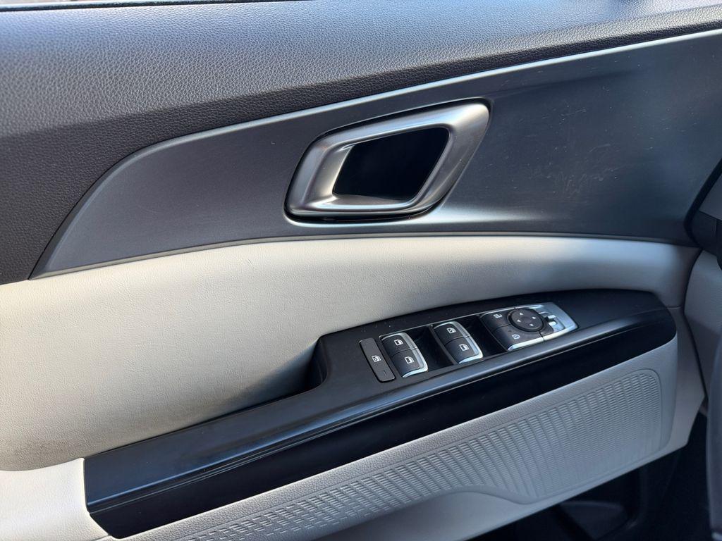 used 2023 Kia Carnival car, priced at $27,991