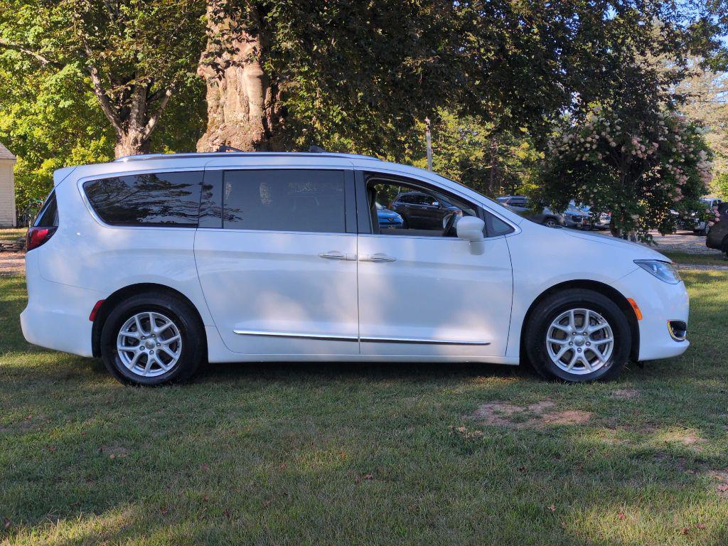 used 2020 Chrysler Pacifica car, priced at $18,975