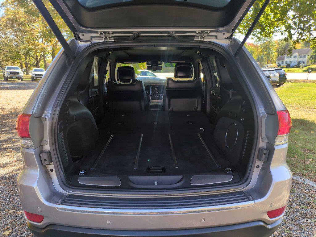 used 2015 Jeep Grand Cherokee car, priced at $14,475