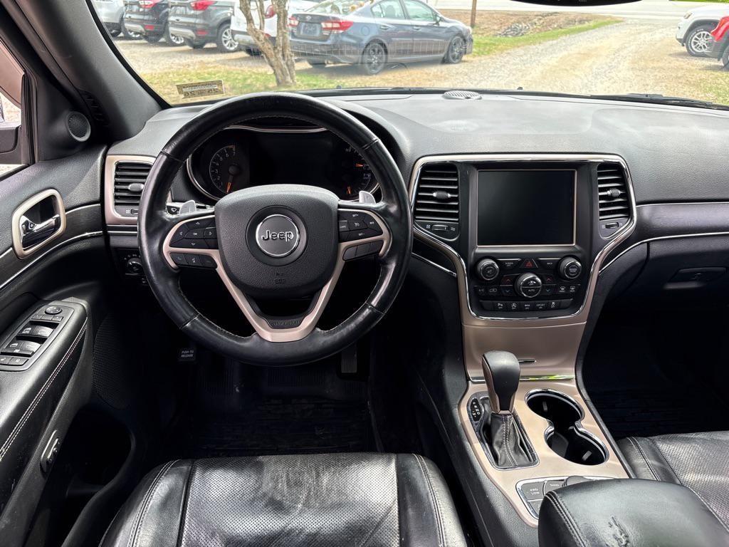 used 2017 Jeep Grand Cherokee car, priced at $16,475