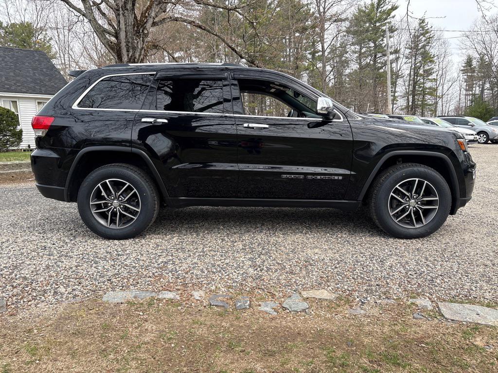used 2017 Jeep Grand Cherokee car, priced at $16,475