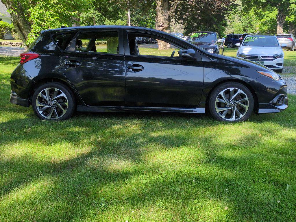 used 2018 Toyota Corolla iM car