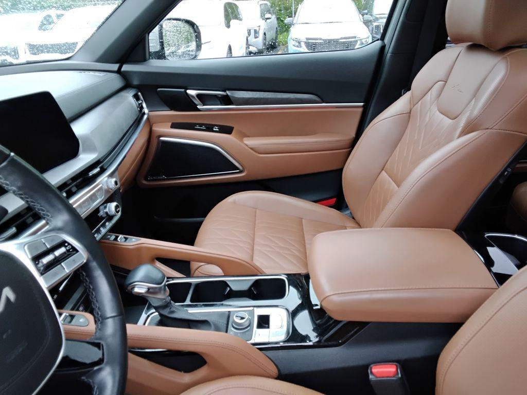 used 2024 Kia Telluride car, priced at $40,695