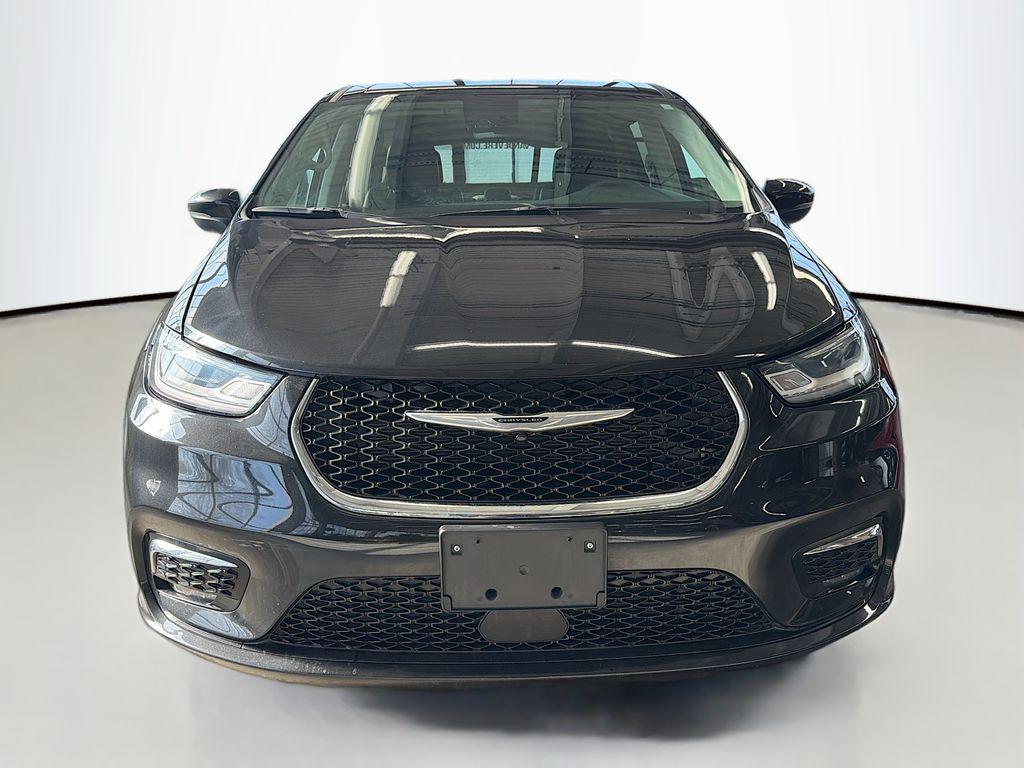 used 2023 Chrysler Pacifica car, priced at $23,995