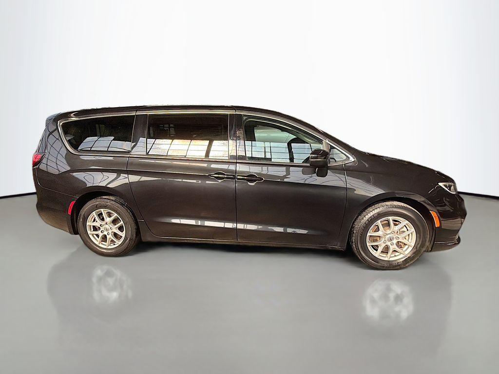 used 2023 Chrysler Pacifica car, priced at $23,995