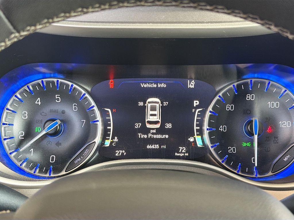 used 2023 Chrysler Pacifica car, priced at $23,995