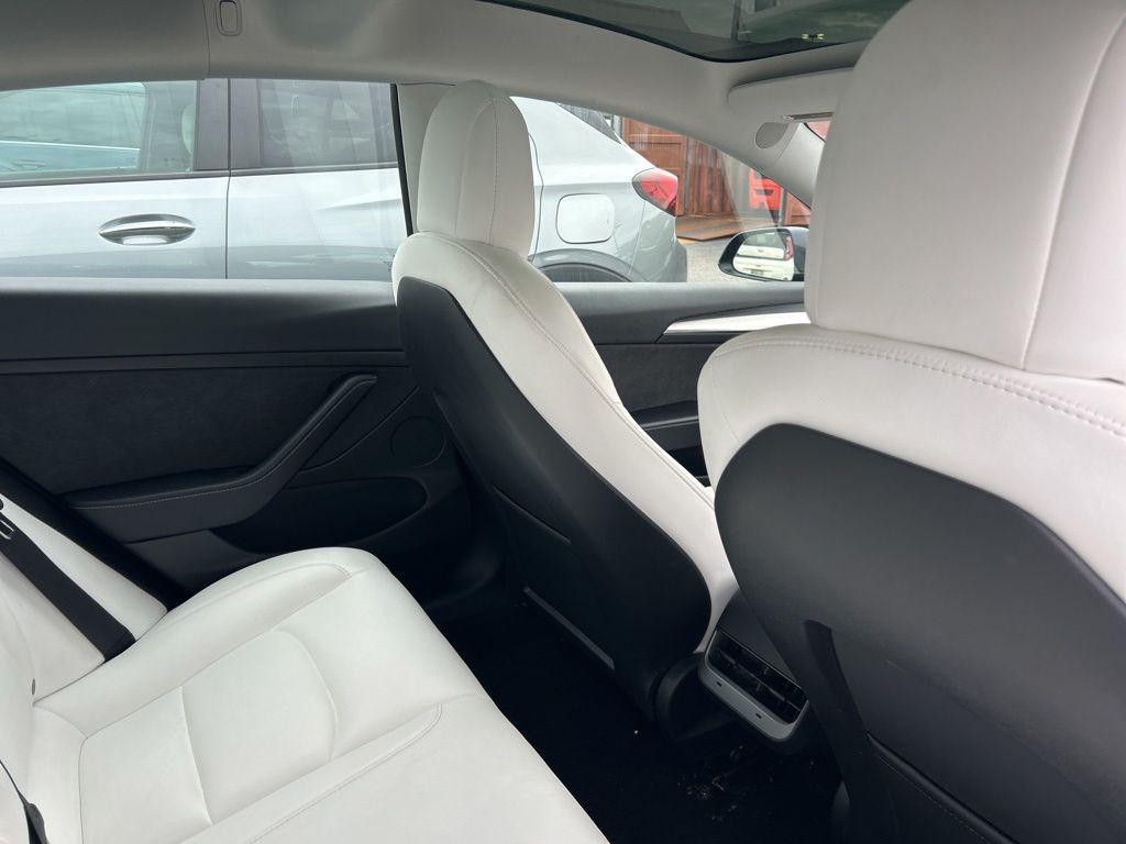 used 2022 Tesla Model 3 car, priced at $28,995