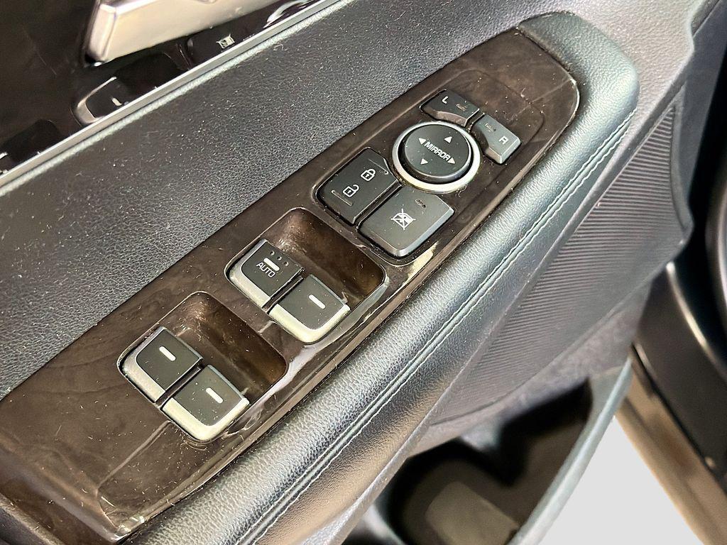 used 2018 Kia Sorento car, priced at $13,495