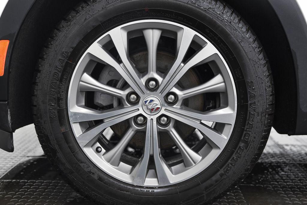 used 2023 Buick Envision car, priced at $23,951