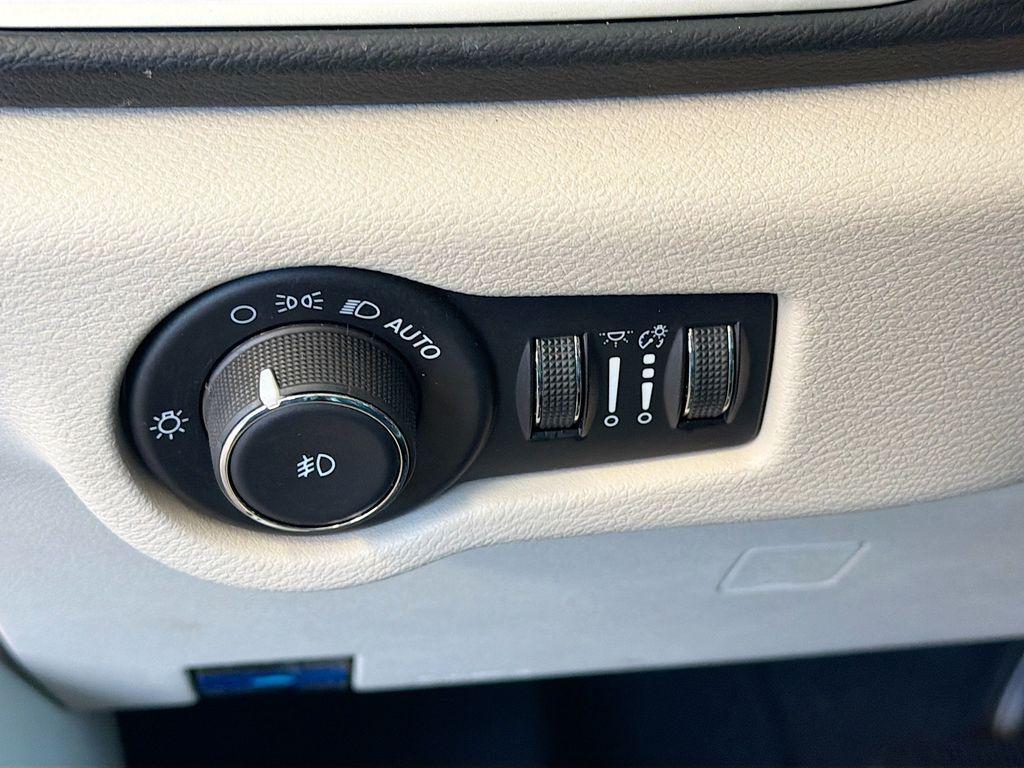 used 2023 Chrysler Pacifica car, priced at $24,595