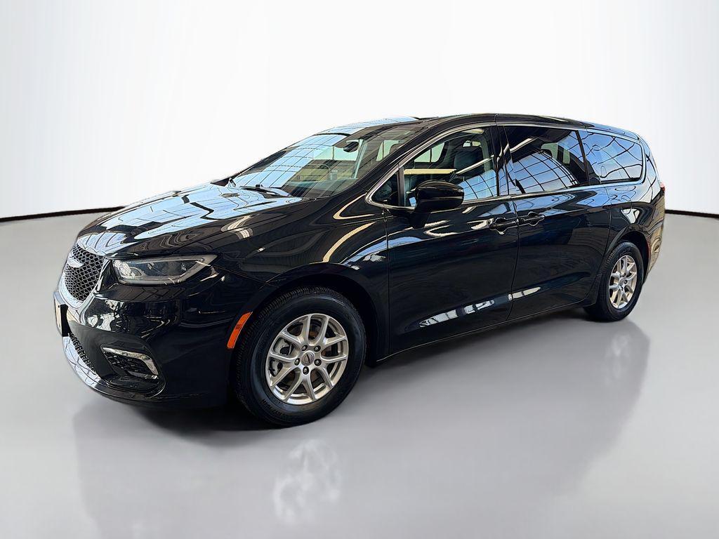 used 2023 Chrysler Pacifica car, priced at $24,595