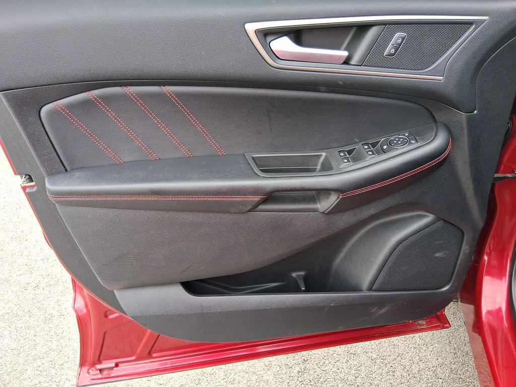 used 2022 Ford Edge car, priced at $21,211