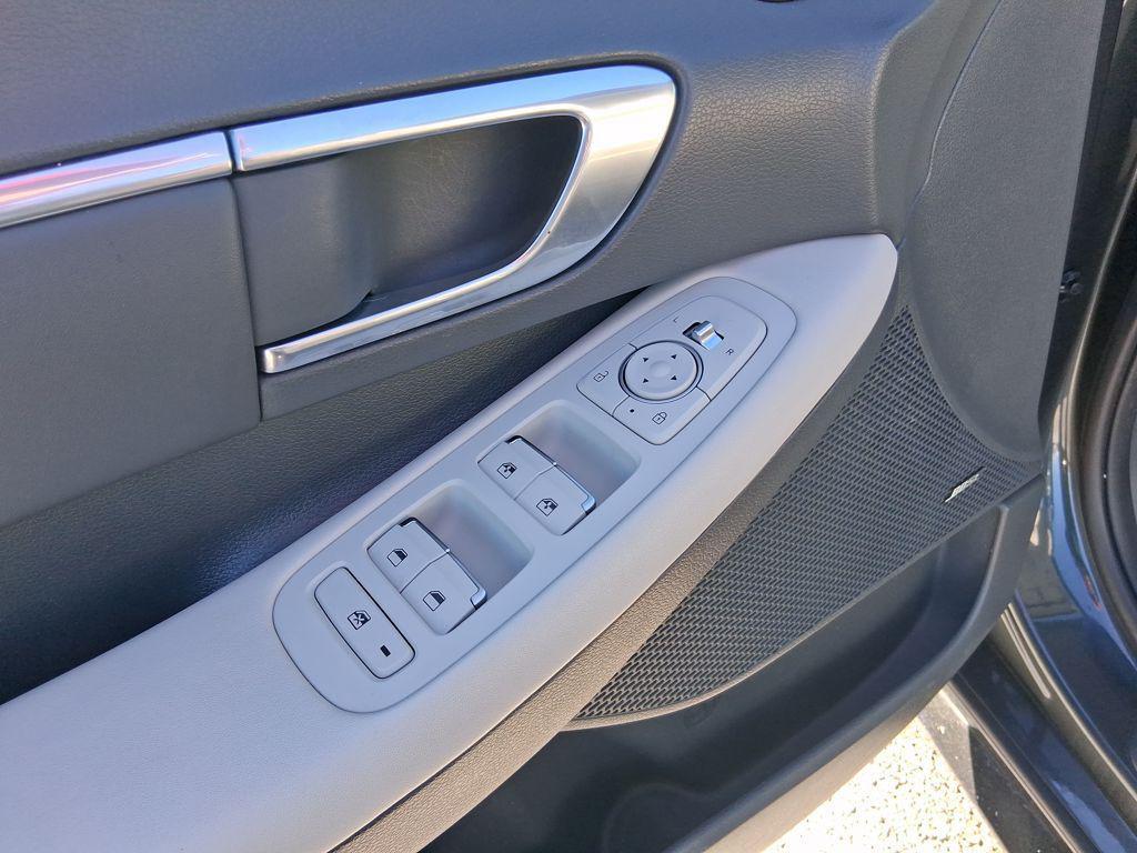 used 2023 Hyundai Sonata Hybrid car, priced at $18,600